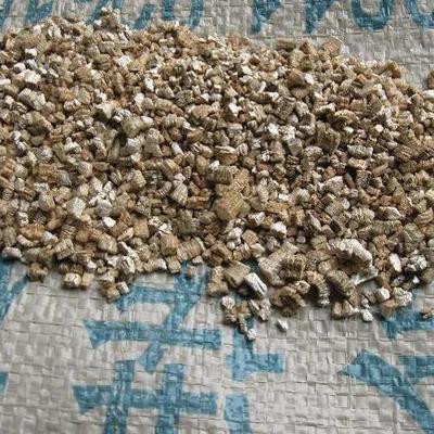 膨胀蛭石粉 高品质矿产品源头厂家直供——灵寿县胜辉矿产品加工厂产品详解